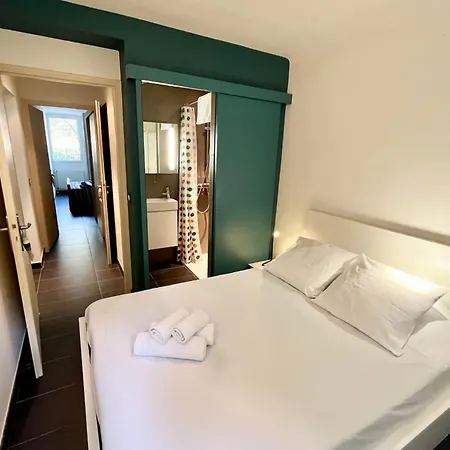 2 With Private Bathrooms Quiet Terrace Parking Collioure