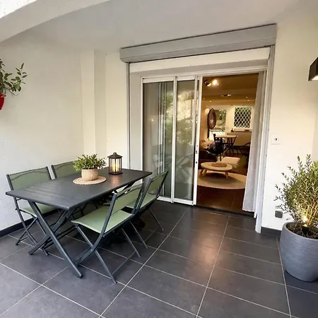 2 With Private Bathrooms Quiet Terrace Parking Collioure