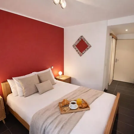 2 With Private Bathrooms Quiet Terrace Parking Casa de Férias Collioure