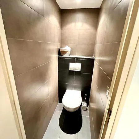 2 With Private Bathrooms Quiet Terrace Parking Collioure